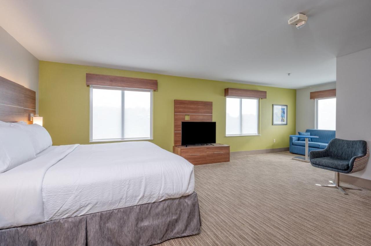 Holiday Inn Express Hotel & Suites Thornburg-S. Fredericksburg By Ihg Ngoại thất bức ảnh
